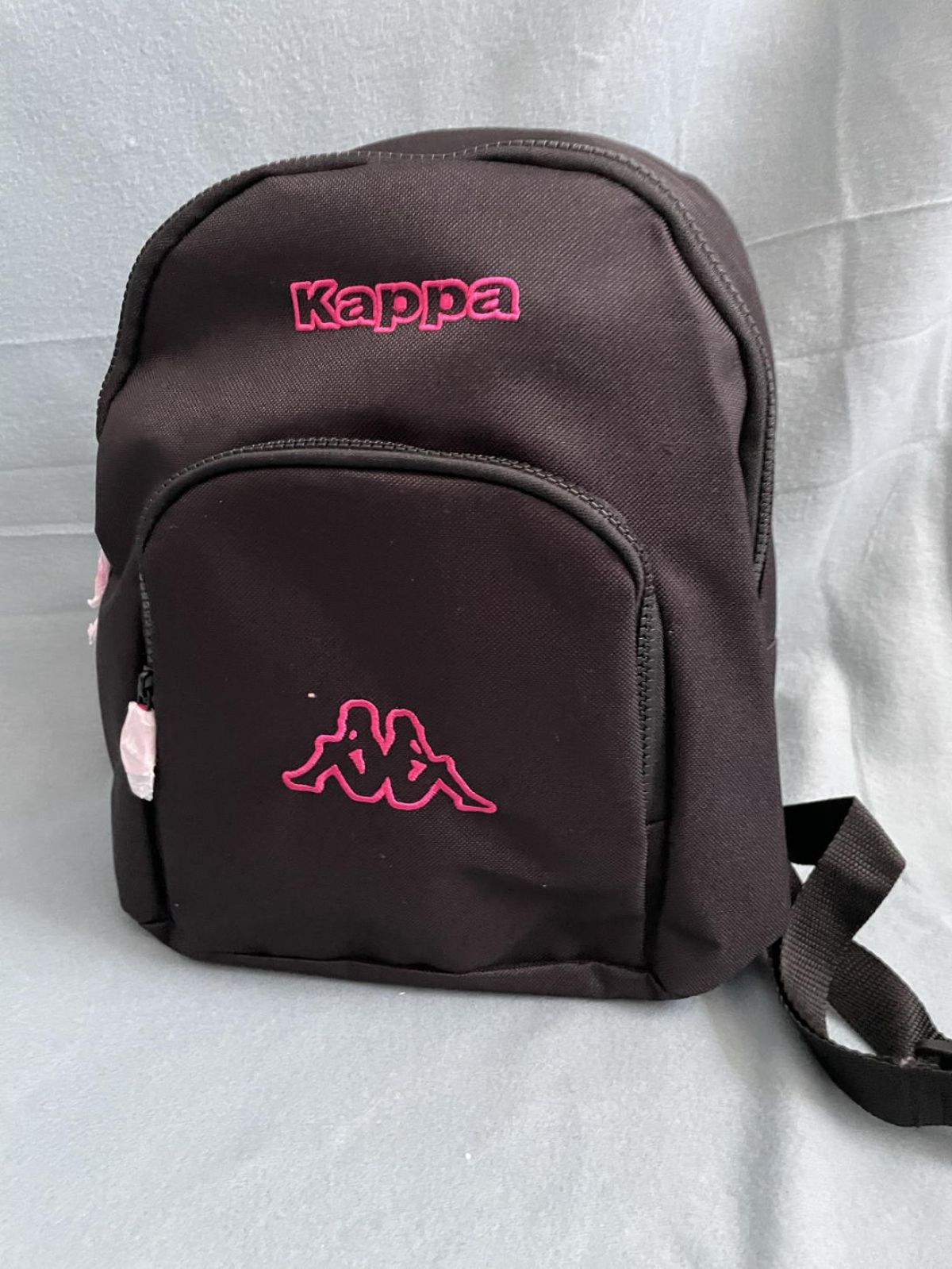 sandy|rucksack-kappa-schwarz-pink-1.jpg